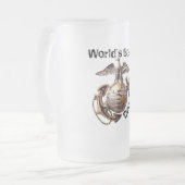 La meilleure tasse de bière du papa du monde (Devant gauche)