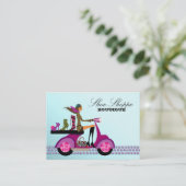 La mode chausse le bleu de scooter de carte de (Debout devant)