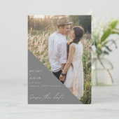 La Nouvelle Gray Arch Photo Wedding Save The Date (Debout devant)