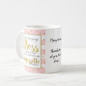 La patronne de la mug quitte le cadeau de retraite (Devant gauche)