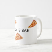 La pizza est tasse de Bae de pizza de pepperoni (Devant droit)