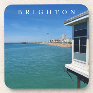 La plage de Brighton depuis les dessous de verre d