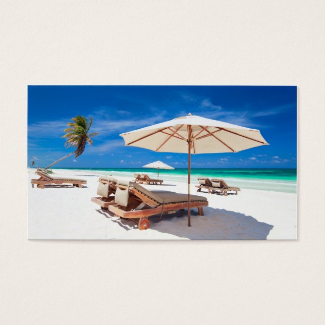 La plage du Resort (Devant)