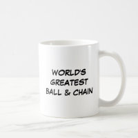 "La plus grande tasse de la boule et de la chaîne