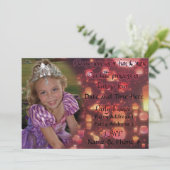 La princesse Turning reçoit 4 invitations pour l'a (Debout devant)