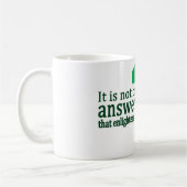 La question éclaire la tasse en vert (Gauche)