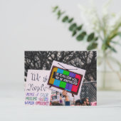 La Révulsion ne sera pas une carte postale normali (Debout devant)