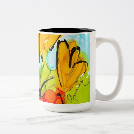 La Sagesse De La Mug Dans La Coupe De Lovitude (Droit)