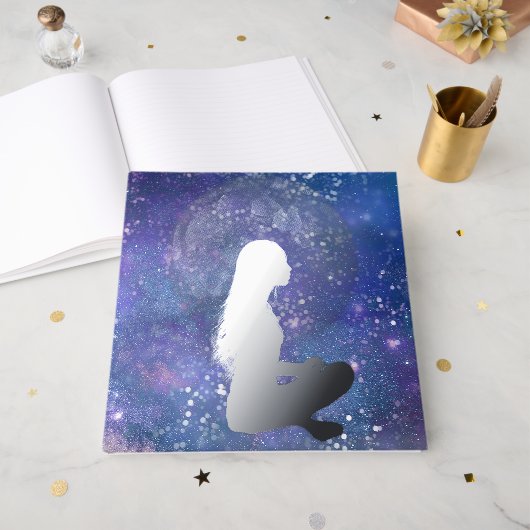 La sérénité lunaire de Harmony : Fille du Mystique (Recto ouvert)