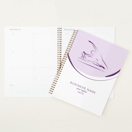 La sirène de Pilates pose sur le réformateur | Cou (Devant avec enveloppe)