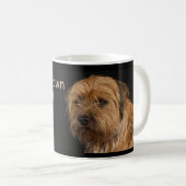 La tasse blanche de chien de Terrier de frontière, (Devant droit)