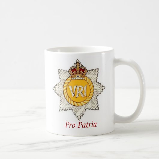 La tasse canadienne royale de régiment (Droite)