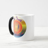 La tasse de café de vérité (Devant gauche)