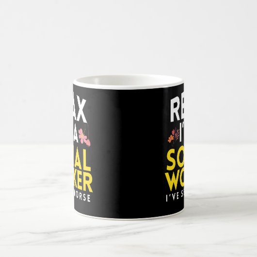 La tasse de café drôle de bâillon d'assistant (Centre)