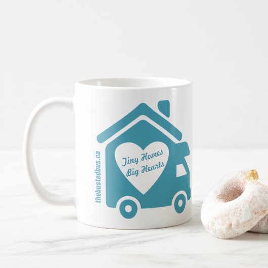 La tasse de café éclatée d'autobus (Avec donut)