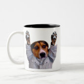 la tasse de hobbHype avec font dans le genre (Gauche)