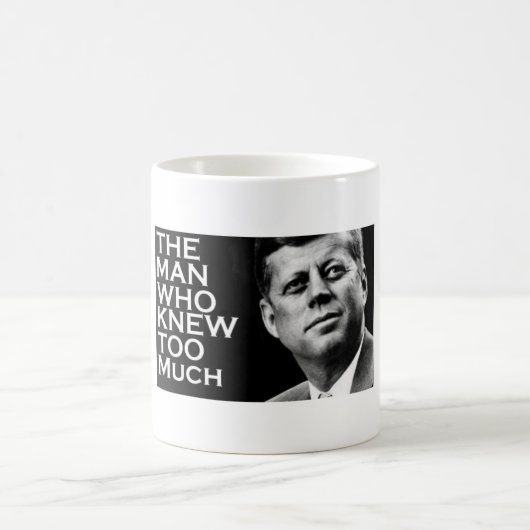 LA TASSE DE JKK L'OMS D'HOMME A SU TROP (Centre)