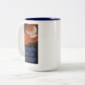 La tasse officielle de groupement tactique de (Devant gauche)