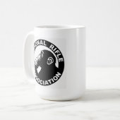 La tasse officielle de l'association rationnelle (Devant gauche)