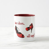 la tasse ont des chaussures originales (Centre)