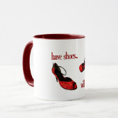 la tasse ont des chaussures originales (Devant gauche)