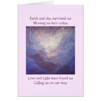 La terre et ciel, montagne et nuages