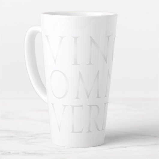 LA VÉRITÉ TRIOMPHE DE TOUT - Mug Light Latte (Angle gauche)