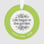 La vie a commencé dans le jardin (devant)