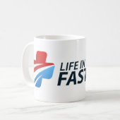 La vie dans la tasse de ruelle rapide (Devant gauche)