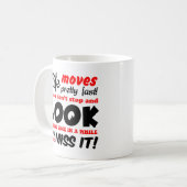 La vie déplace la tasse assez rapide de citation (Devant gauche)