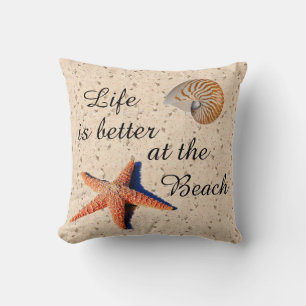 La vie est meilleure à la plage coussin