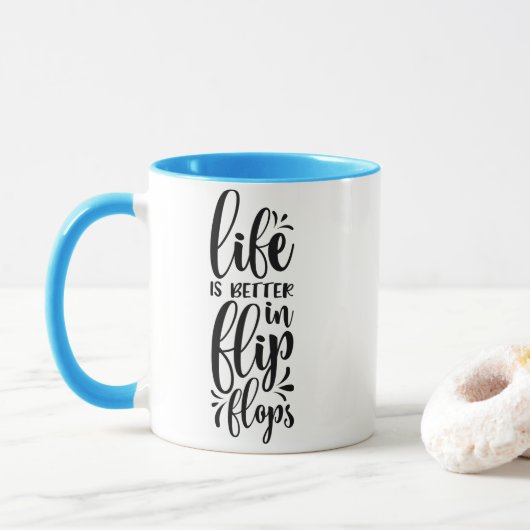 La Vie Est Meilleure Dans La Mug À Tongs (Avec donut)