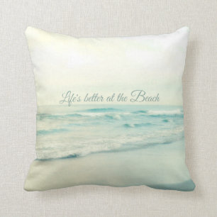 LA VIE MIEUX AU COUSSIN DE PHOTO DE PLAGE