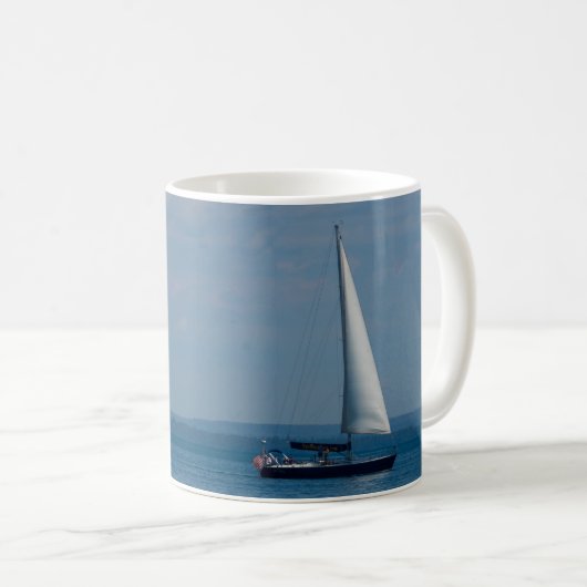 La voile Mackinac Café Mug (Devant droit)
