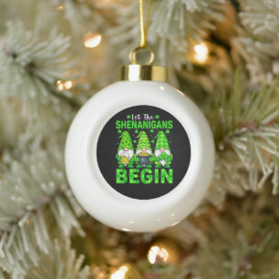 Laat De Schelmenstreken Beginnen Keramische Bal Ornament