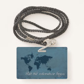 Laat het avontuur beginnen badge (Achterkant met draagriem)