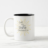 Laat uw licht met Matthew 5:16 Mok schijnen (Links)