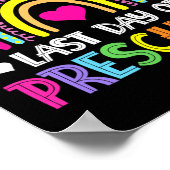 Laatste dag van de kleuterschool Rainbow Afstudere Poster (Hoek)