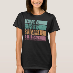 Laatste dag van de school leraar student hebben ee t-shirt