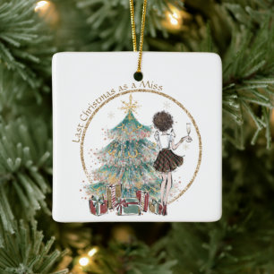 Laatste Kerstmis als Miss Cute Lady Brown Curls Keramisch Ornament