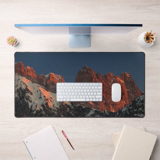 Laatste zonlicht op bergen bureaumat (Kantoor 1)
