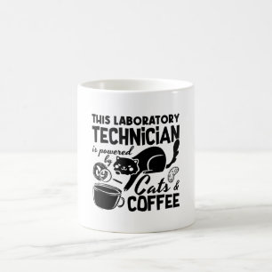 Laboratoriumtechnicus van Lab Cats Coffee Science Koffiemok