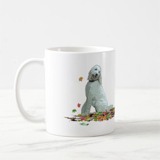 Labradoodle Dog in Leaves Coffee Mok (Links)