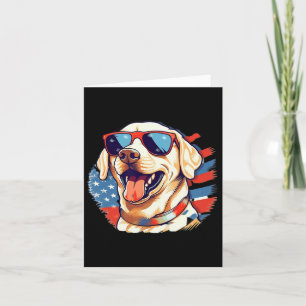 Labrador jaune modèle 4 juillet chien patriotique 