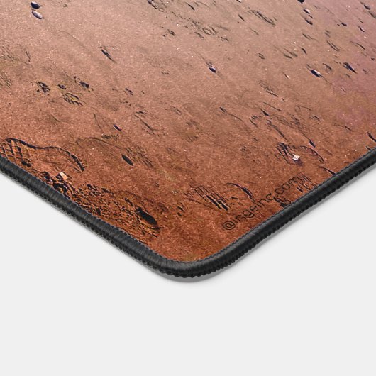 Labrador jaune sur un Cool de plage de sable (Coin)