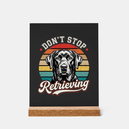 Labrador N'arrête Pas De Récupérer Chien Rétro (Recto)