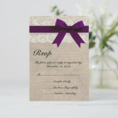 Lace ivoire et Burlap Look Plum carte RSVP (Debout devant)