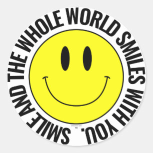 Lach en de hele wereld glimlachen... Smilie Sticke Ronde Sticker