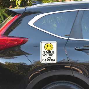 Lach, je staat op camera bord sticker