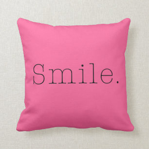 Lach. Light Hot-roze en Black Smile Quote Kussen